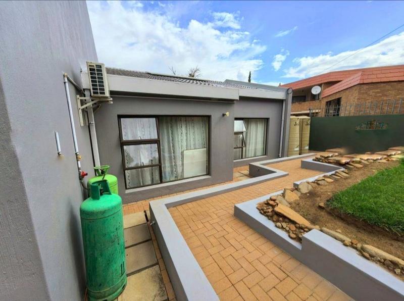 4 Bedroom Property for Sale in Baysvalley Free State